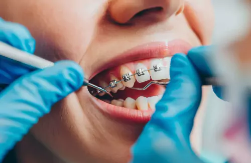 The Downtown Dentists logo